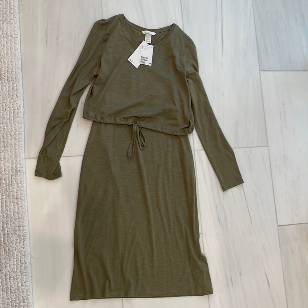 Maternity green dress with tie front